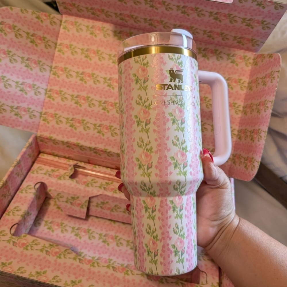 STANLEY LoveShackFancy Blooming Heirloom Quencher 40 oz Brand New